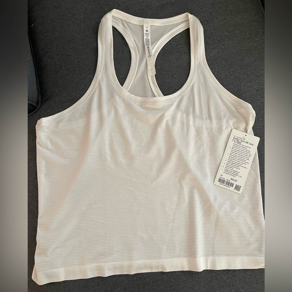 NWT Lululemon Swiftly Tank 2.0 Race Length